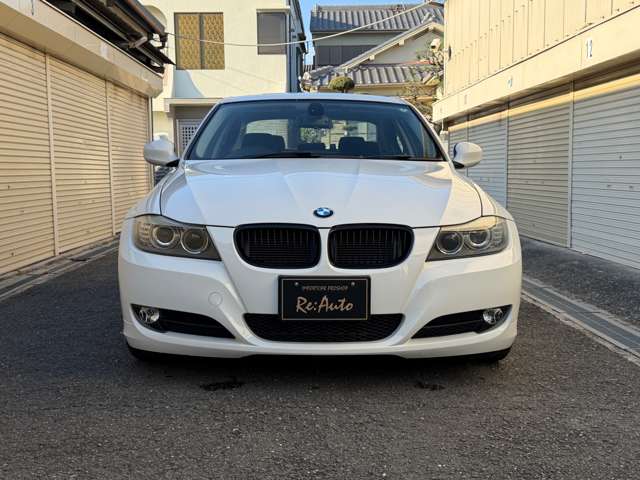ＢＭＷ 3シリーズ320i　LCI後期モデル　バックカメラ　パワーシート （ホワイト）