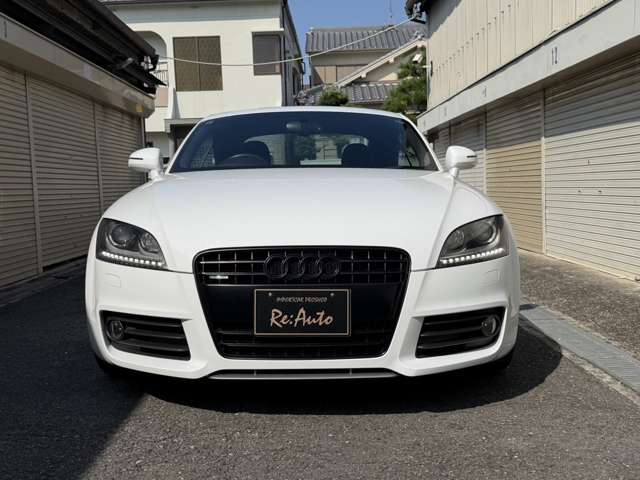 アウディ TTクーペ 2.0 TFSI クワトロ Sラインリミテッド 4WD　ハーフレザーシート　パワーシート　オートエアコン　地デジナビ　Bluetooth対応　ETC （アイビスホワイト）
