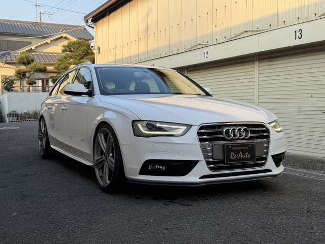 アウディ A4アバント2.0 TFSI SEパッケージ ナビ地デジ バックカメラ 黒革シート パワーシート （アイビスホワイト）
